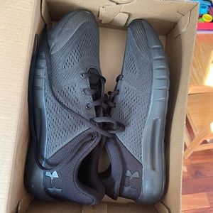 Boys Under Armour Shoes